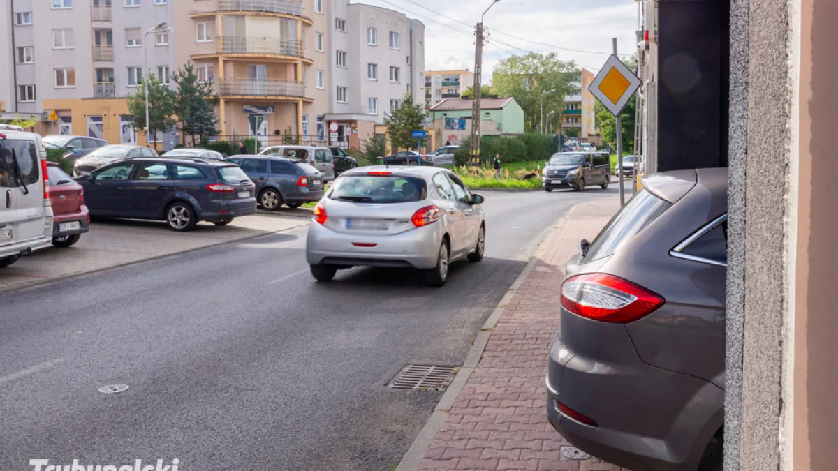 Mieszkańcy mają dość pędzących aut. Chcą progów zwalniających